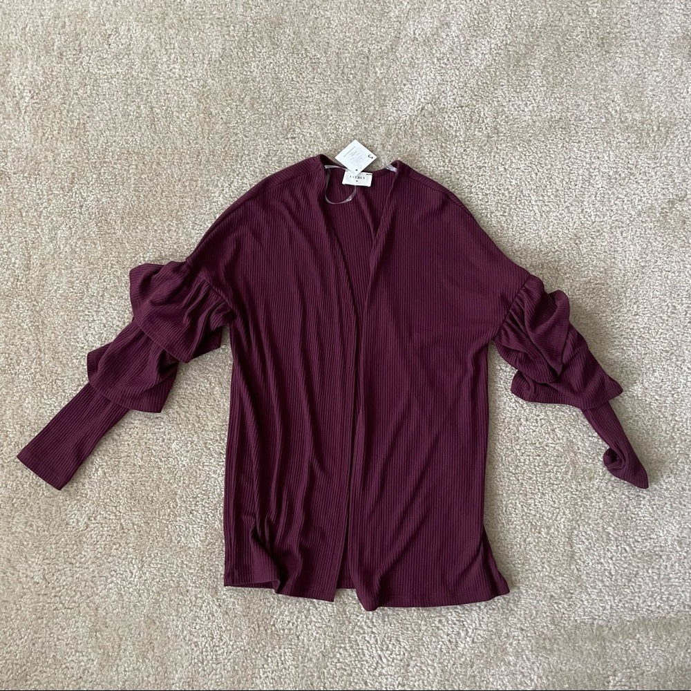 NWT Women’s Everly Long Sleeved Cardigan!